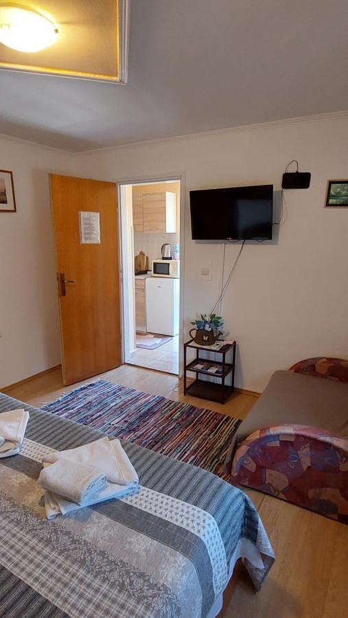 Katarina Apartment *